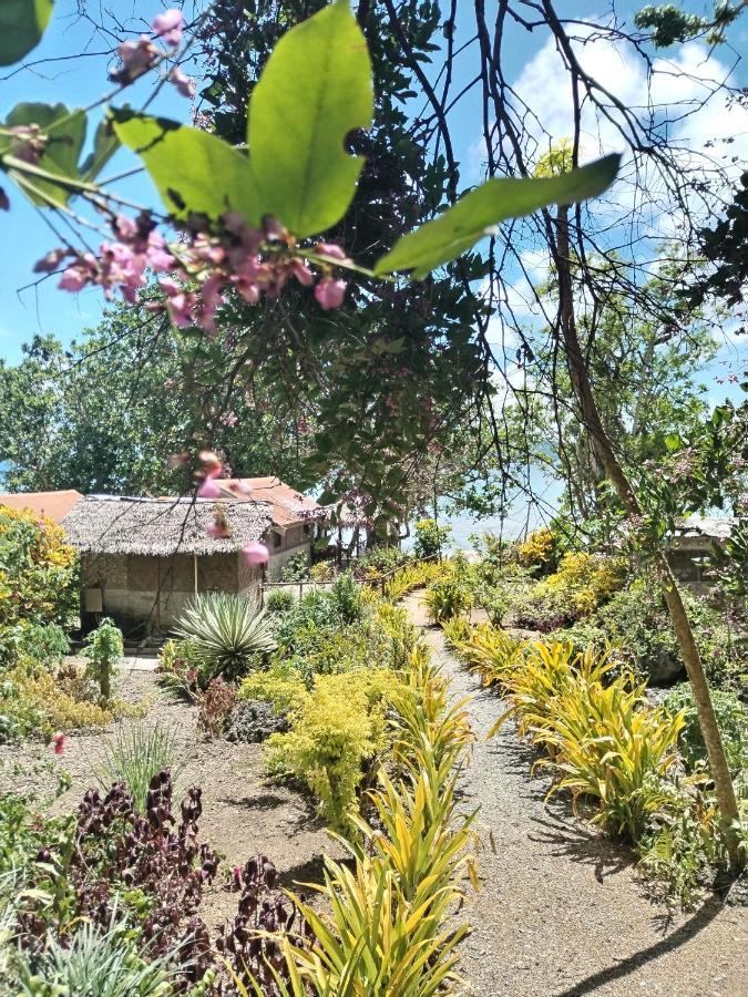 Vatupau Beachfront Bungalows Порт-Віла Екстер'єр фото